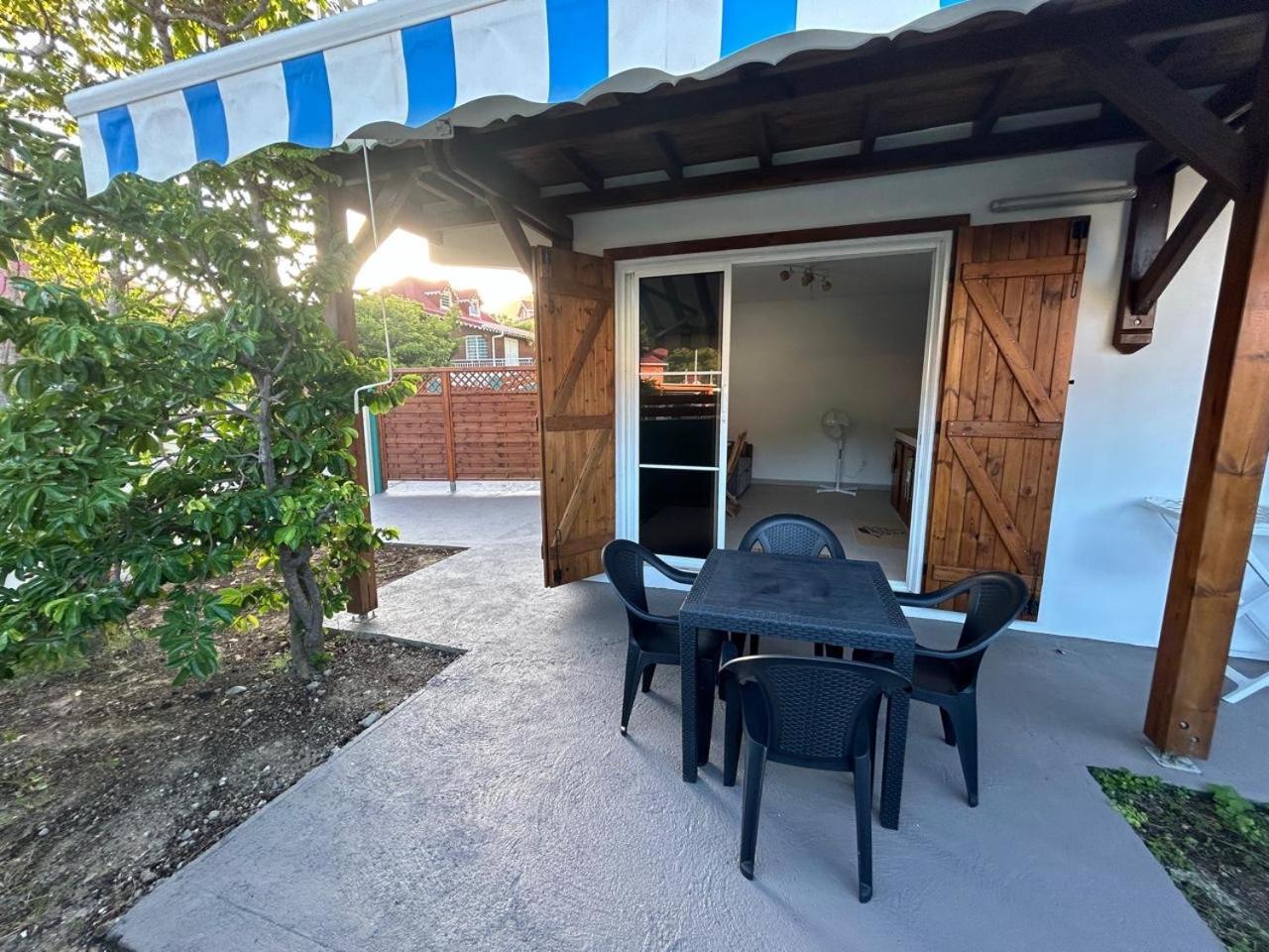 Villa Les Ames-Claires 2 Terre-De-Haut Exterior foto